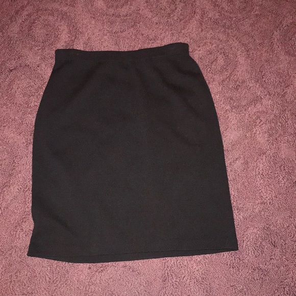 St.John Skirt - Picture 7 of 7